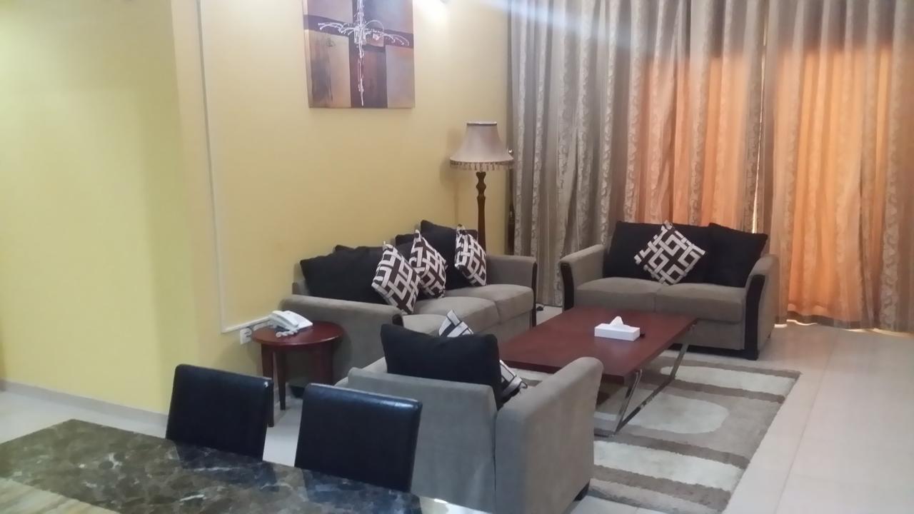 فندق اريانا البريمي المظهر الخارجي الصورة